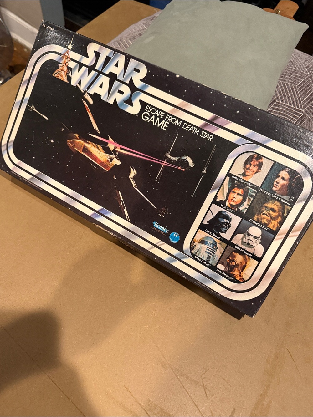 Star Wars ESCAPE FROM THE DEATH STAR board game with Black and White Box Artwork